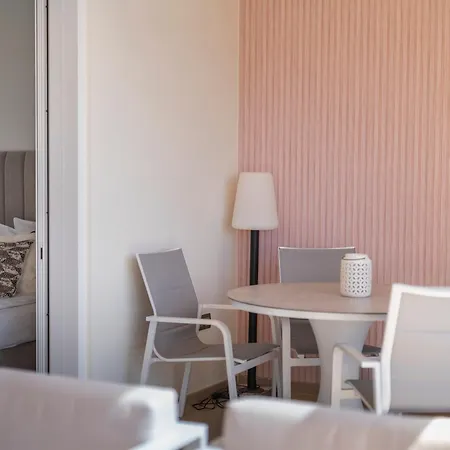 Intempo Sea View By Leo